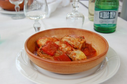 Lunch in the Italian countryside - pollo con peperoni